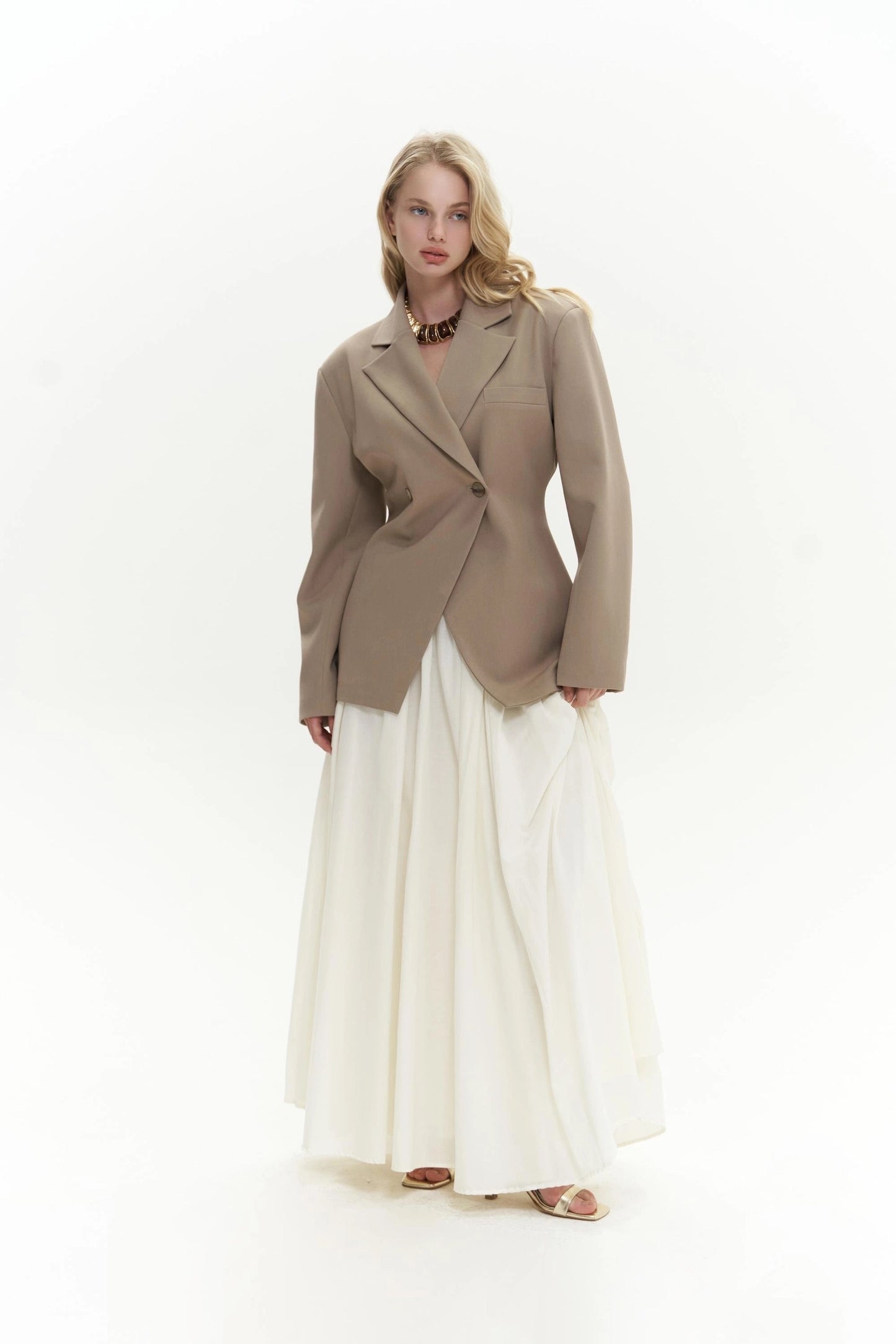 taillierter Aveline Blazer
| beige