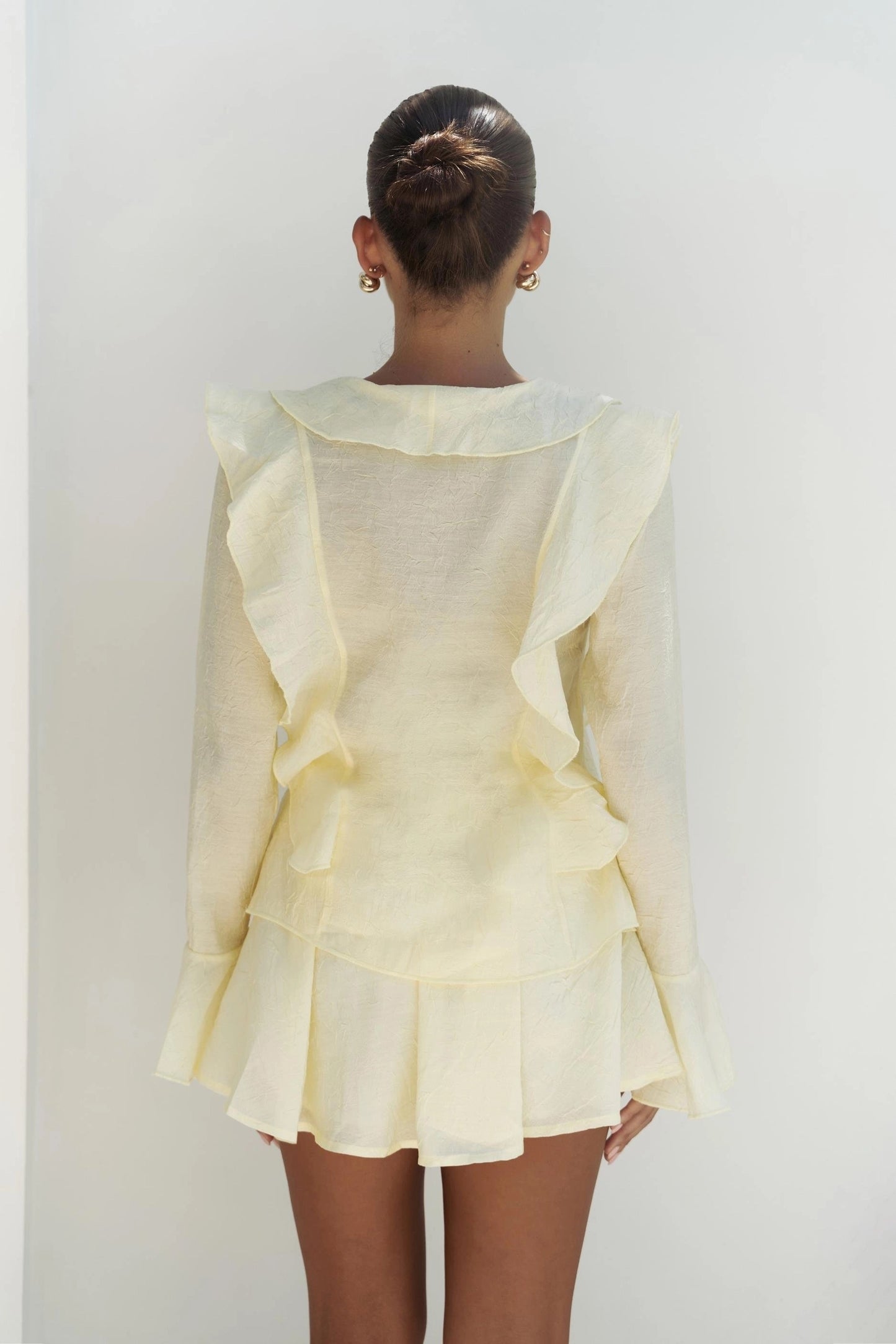 Zweiteiler mit Bluse & Minirock mit integrierten Shorts | gelb