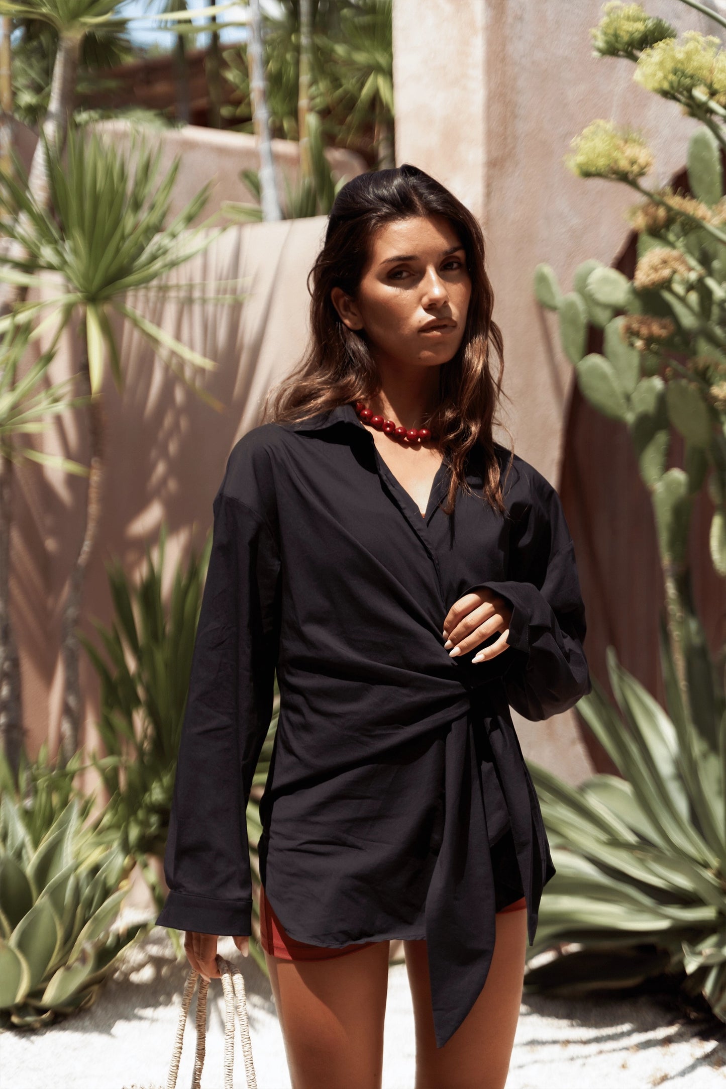 Bluse mit Bindedetail | schwarz