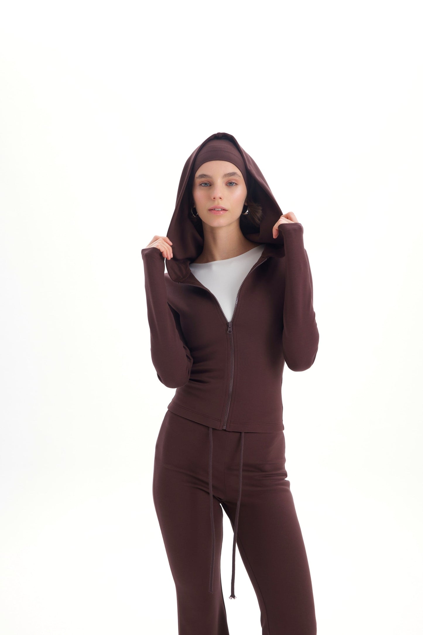 LUNA Kapuzen-Trainingsanzug mit Bandana | braun