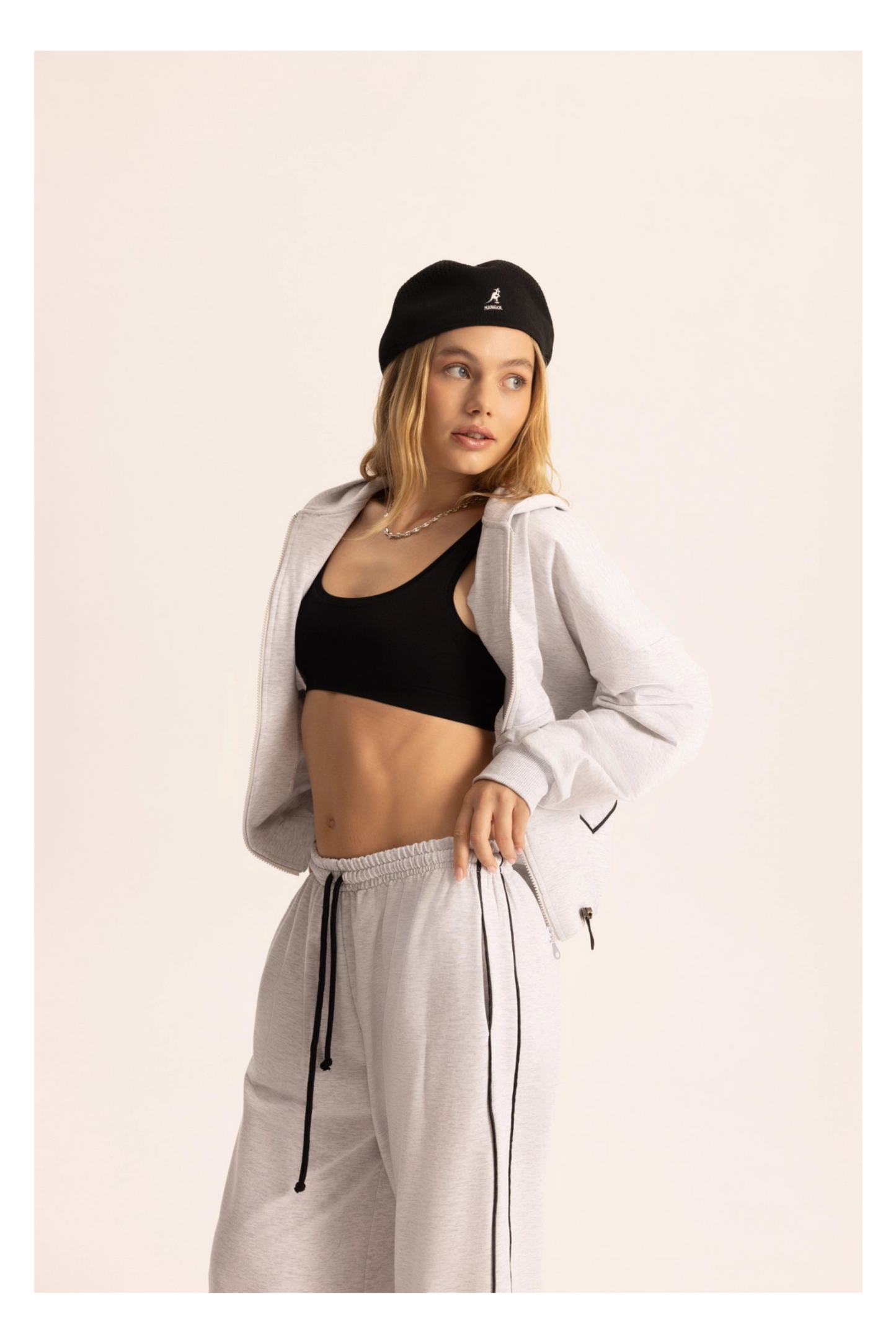 VINA Trainer Set | grau