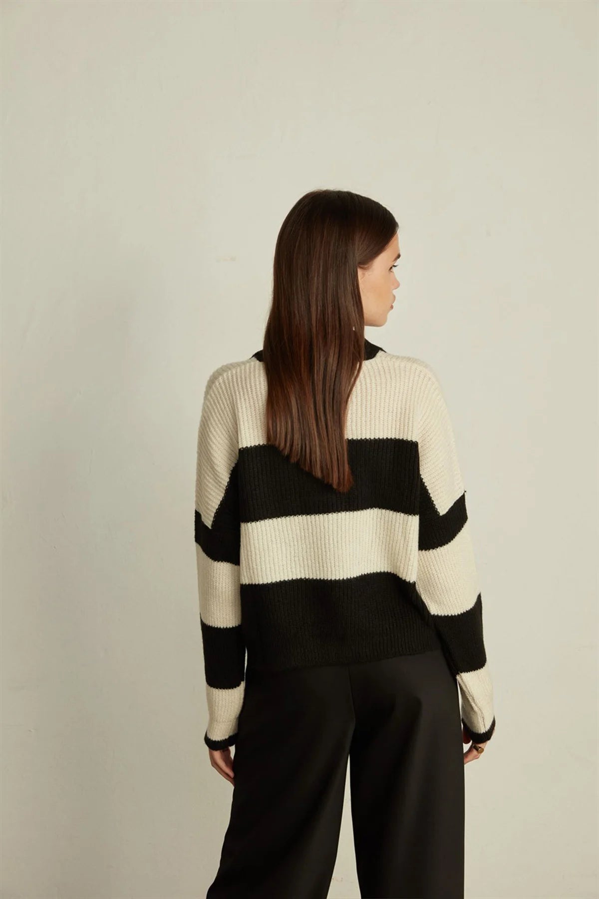 gestreifter Pullover mit Polo-Kragen